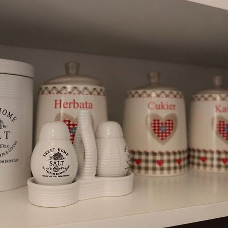 Roza Pustyni Lägenhet Chrzanów Exteriör bild