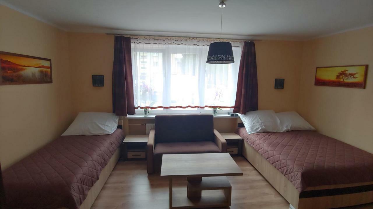 Roza Pustyni Lägenhet Chrzanów Exteriör bild